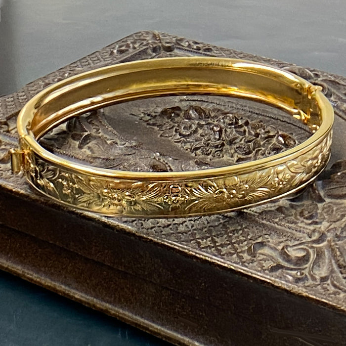 Victorian vintage gold bangle bracelet BR208