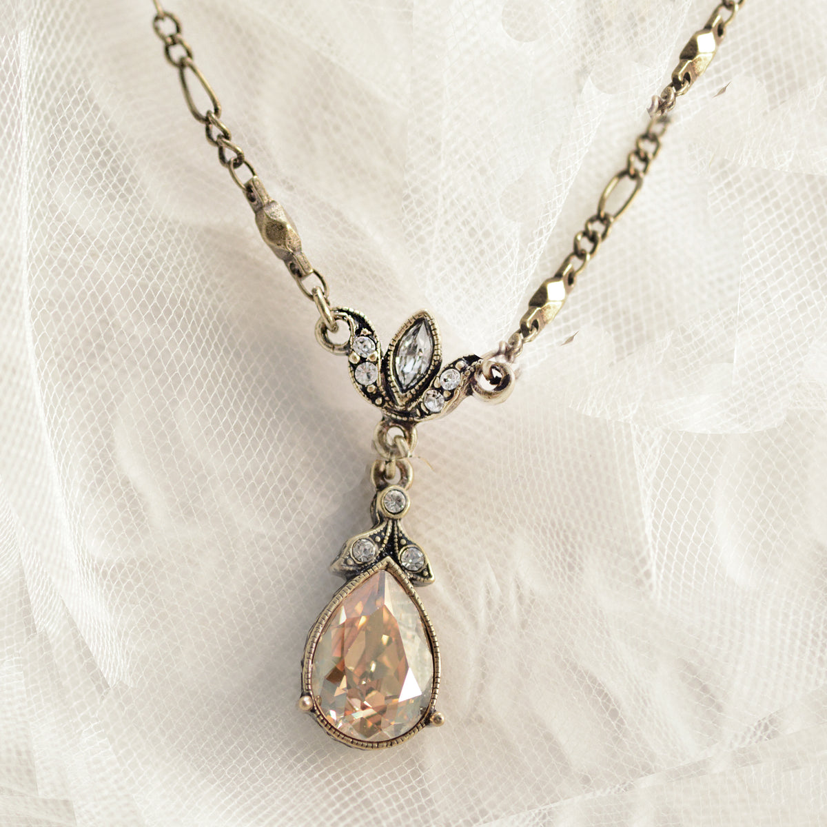 Crystal Pear Lavaliere Necklace N1170