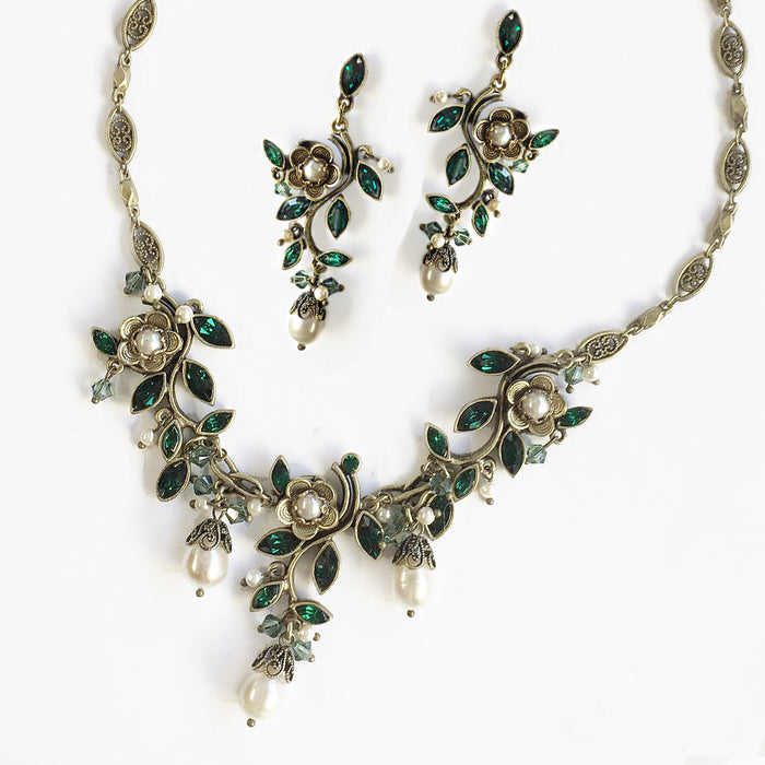 Emerald Green romance necklace N1186-EM