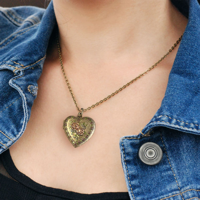 Vintage Heart Locket Necklace N696