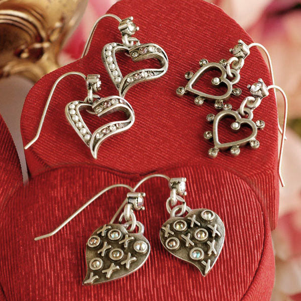 XOXO Heart Earrings E1326