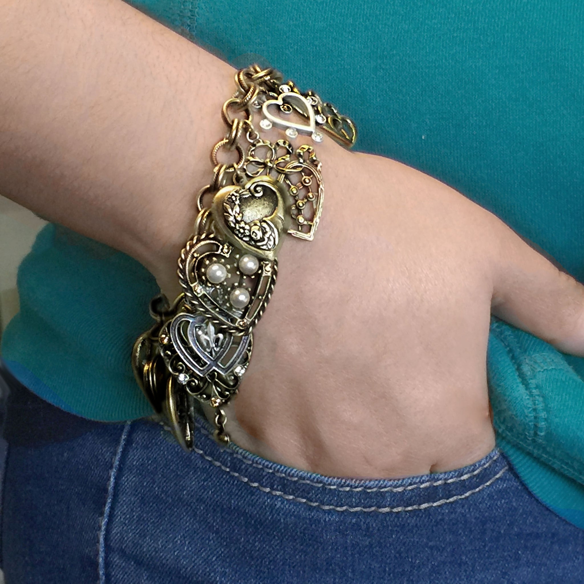 Cordelia 14k Gold Charm Bracelet, Classic Gold Hearts Charm Bracelet