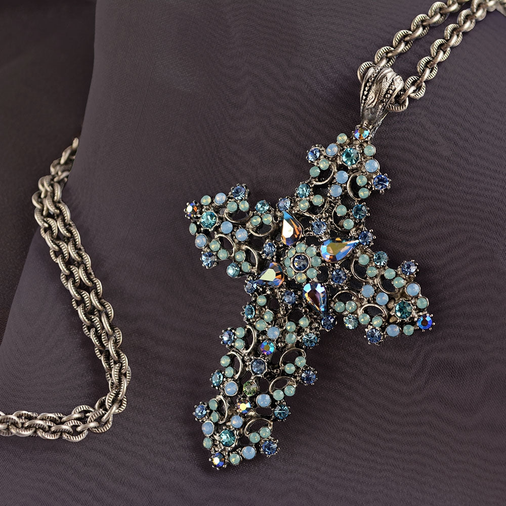 Swarovski deals lace necklace